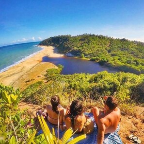 Perto da praia, toalhas de praia 