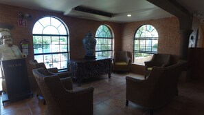 Sala de estar en el lobby