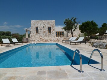 Großer, beheizten, privater Swimmingpool
