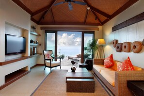 วิลล่า, สระว่ายน้ำส่วนตัว (Oceanfront) | เครื่องนอนระดับพรีเมียม, ผ้านวมขนเป็ด, เตียงพร้อมฟูกเสริมที่นอน