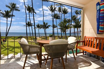 View form lanai